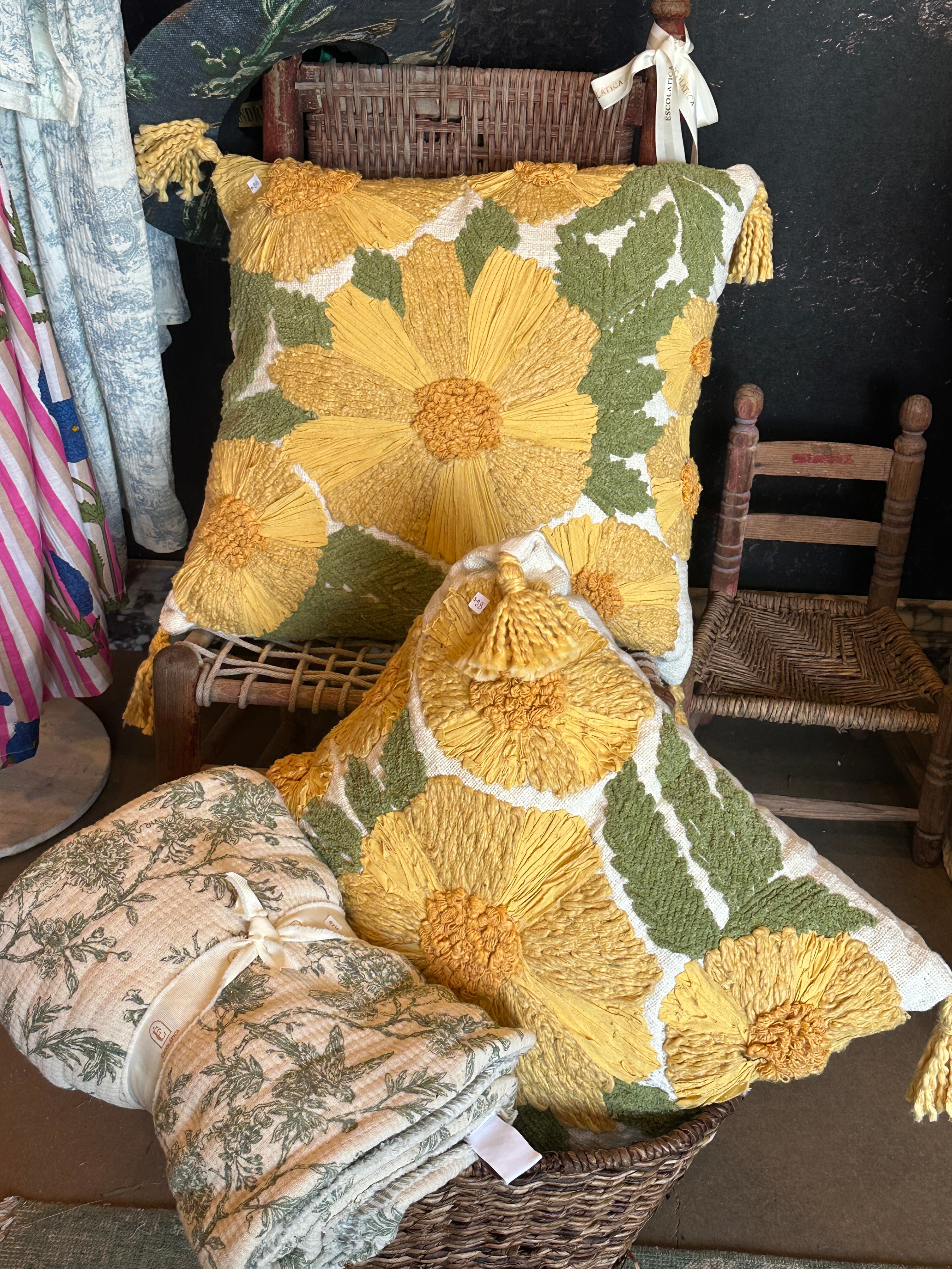 Sunflower Throw Pillows - India